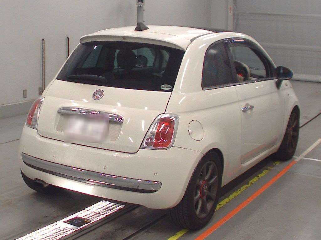 2011 Fiat 500 31209[1]