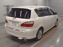 2006 Toyota Ipsum