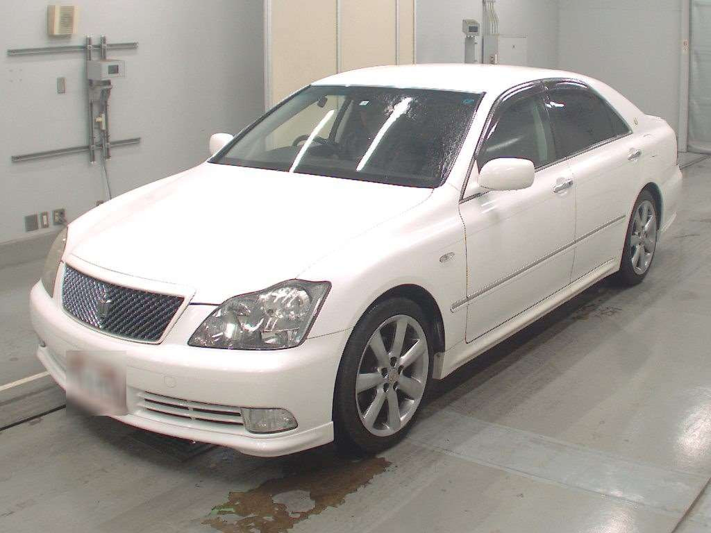 2004 Toyota Crown GRS182[0]