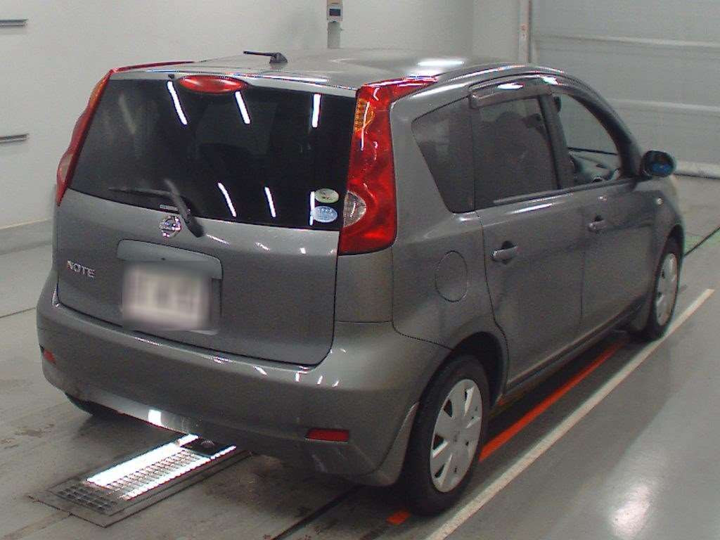 2010 Nissan Note E11[1]