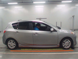 2012 Mazda Axela Sport