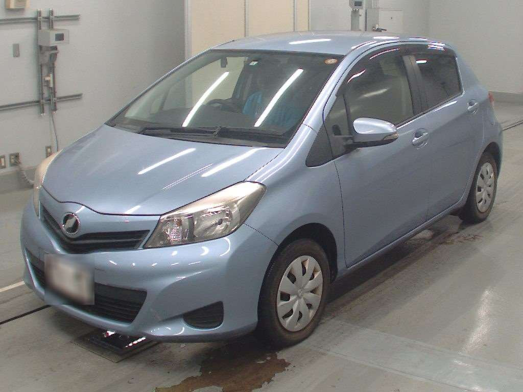 2013 Toyota Vitz KSP130[0]