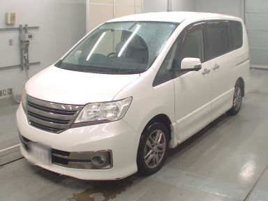 2012 Nissan Serena