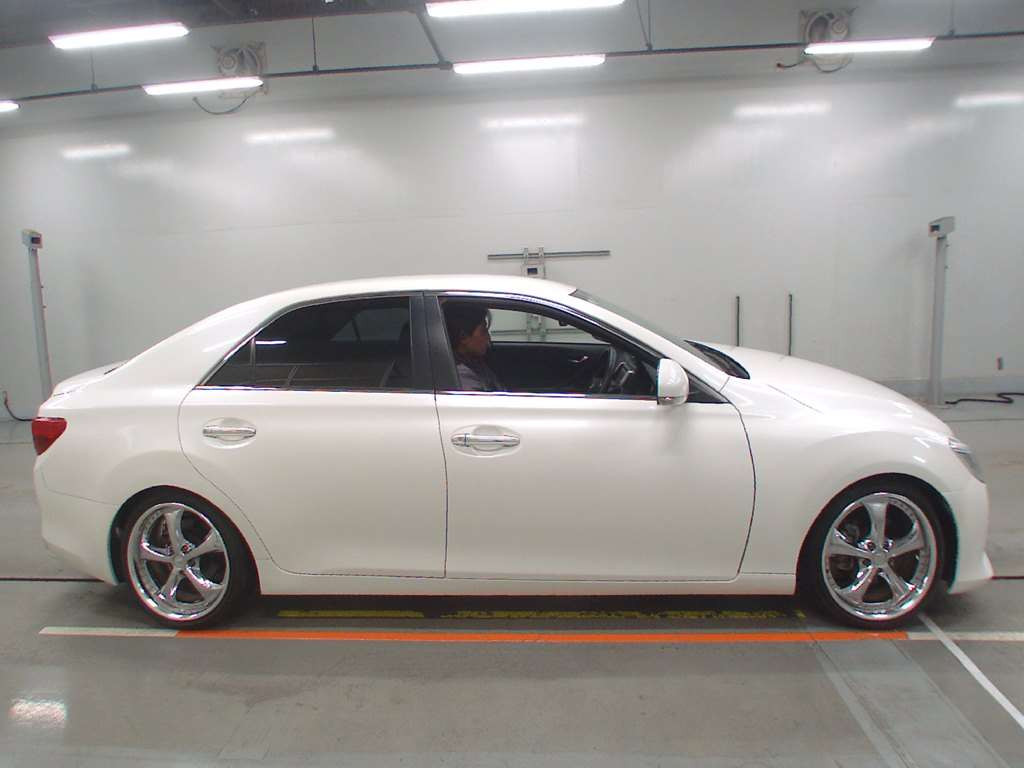 2014 Toyota Mark X GRX130[2]