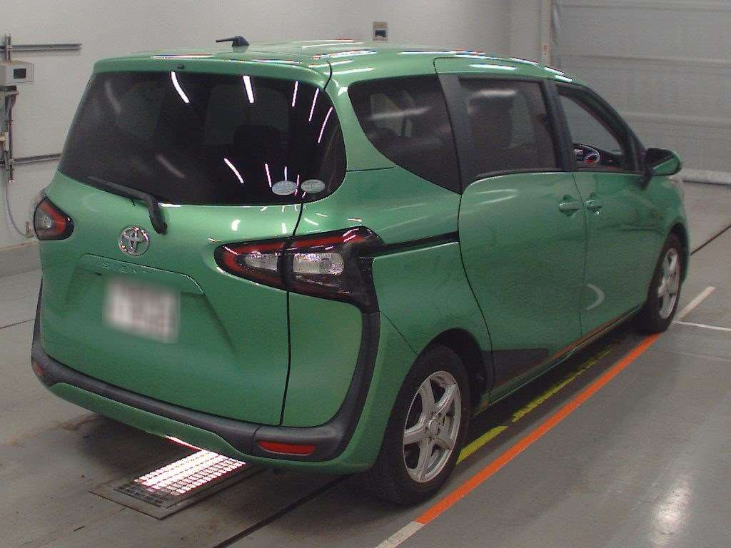 2015 Toyota Sienta NSP170G[1]