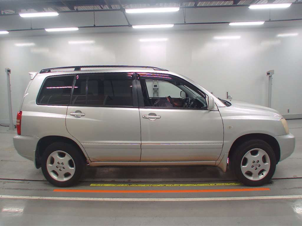 2000 Toyota KLUGER ACU20W[2]