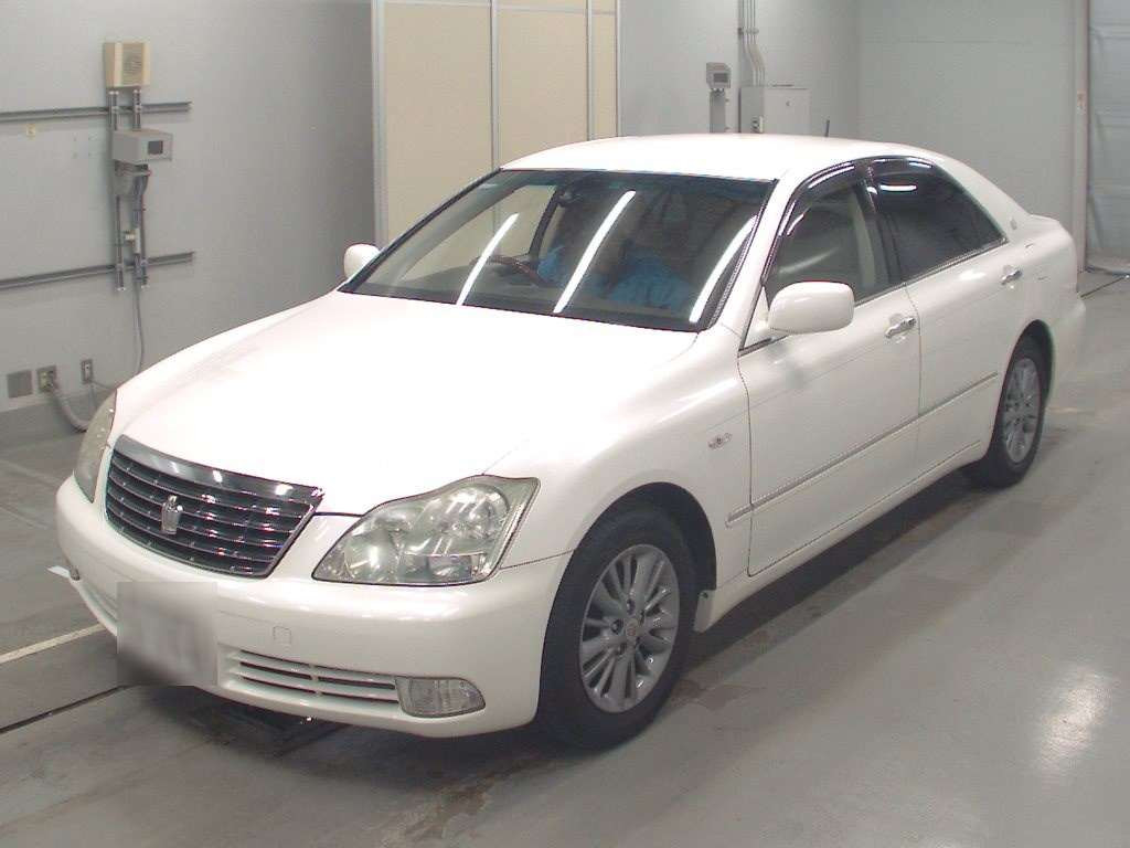 2005 Toyota Crown GRS182[0]