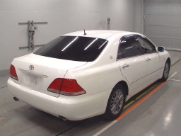 2005 Toyota Crown