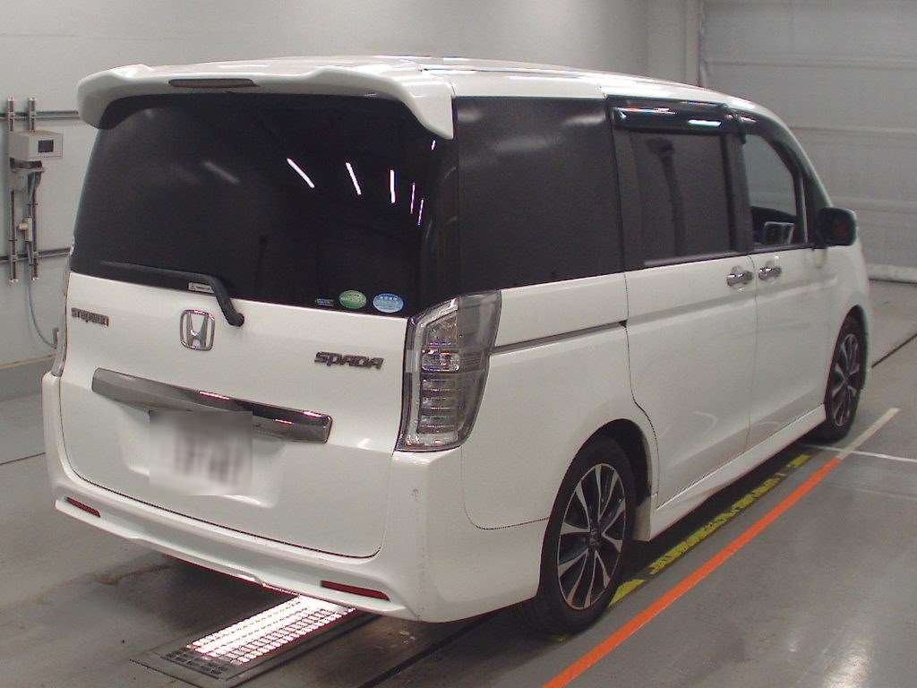 2012 Honda Step WGN Spada RK5[1]