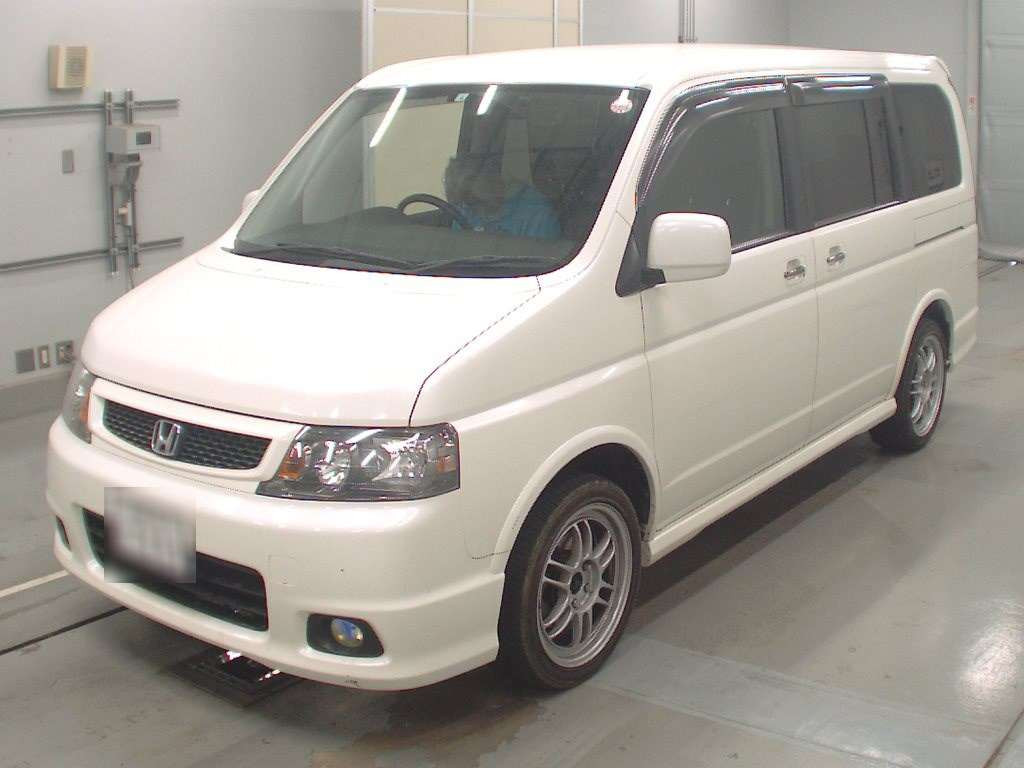 2004 Honda Step WGN RF5[0]