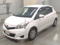 2013 Toyota Vitz