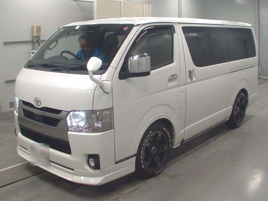 2021 Toyota Hiace Van GDH206V[0]