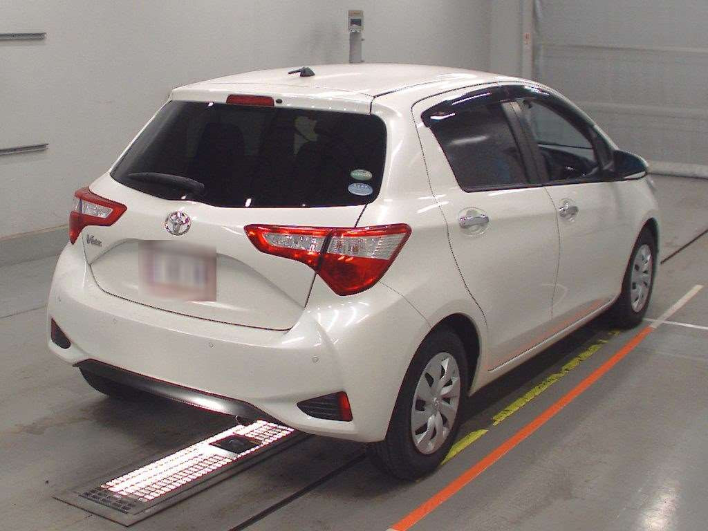 2018 Toyota Vitz NSP130[1]