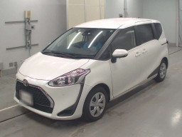 2020 Toyota Sienta