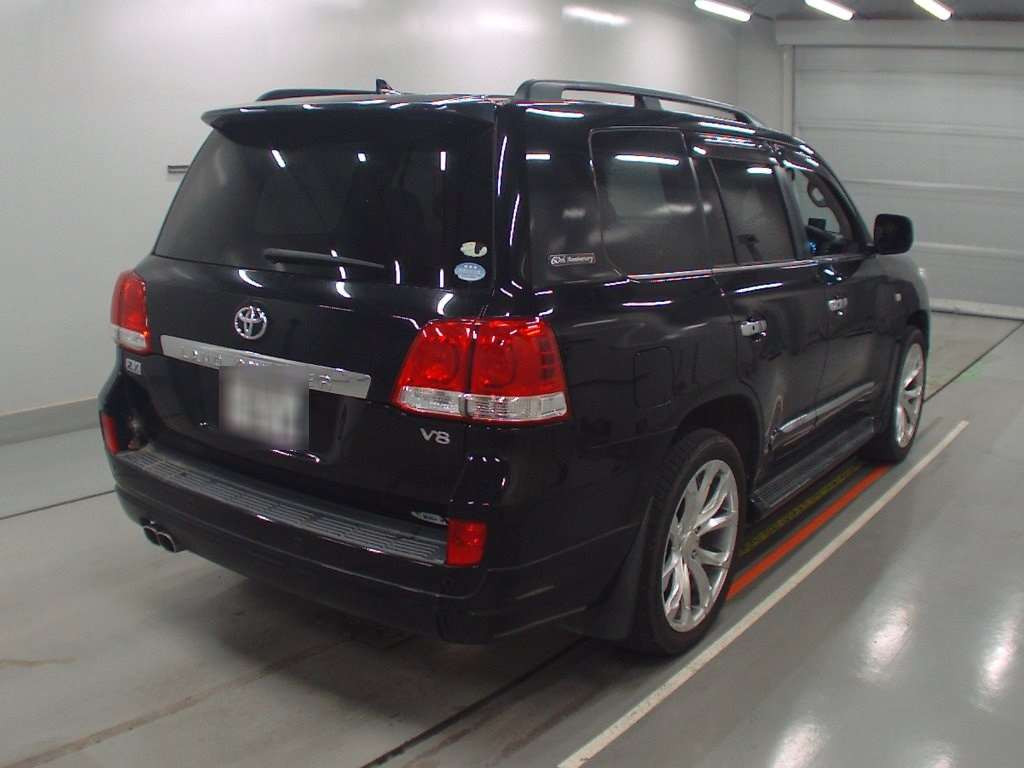 2010 Toyota Land Cruiser URJ202W[1]