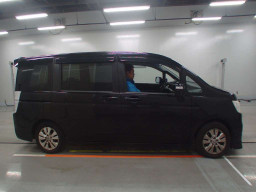 2009 Honda Step WGN Spada