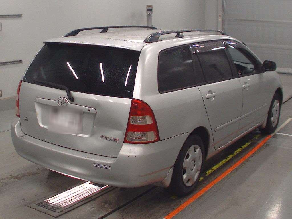 2001 Toyota Corolla Fielder ZZE122G[1]