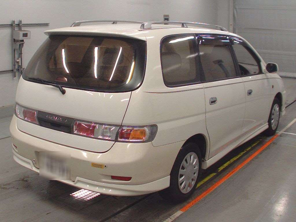 1999 Toyota Gaia SXM10G[1]