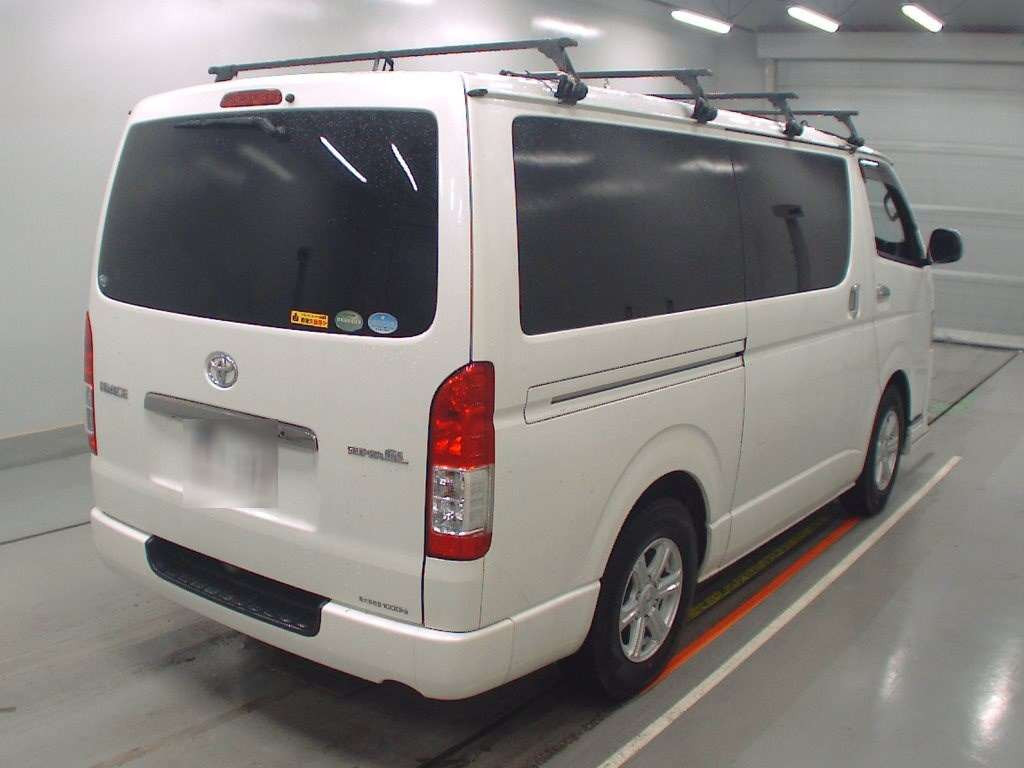 2016 Toyota Hiace Van KDH201V[1]