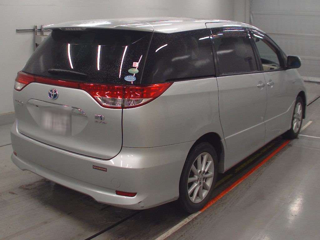 2012 Toyota Estima Hybrid AHR20W[1]