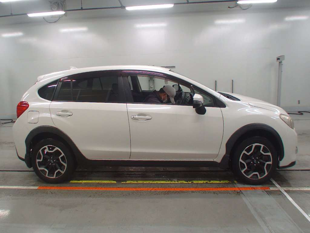 2015 Subaru XV GP7[2]