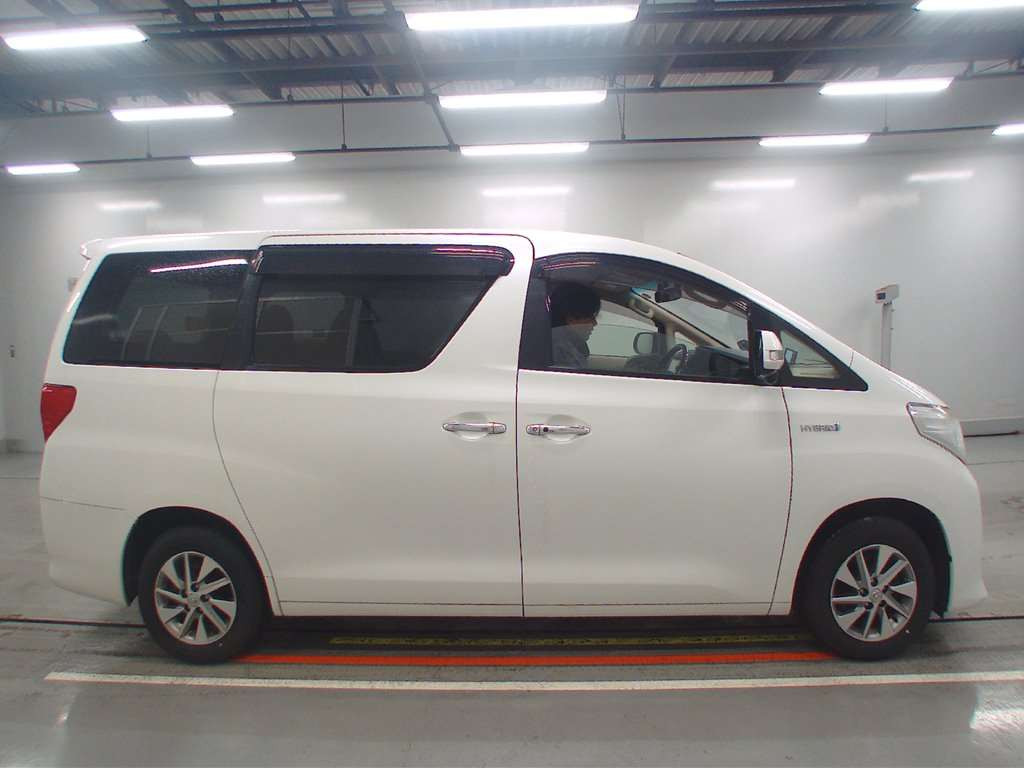 2014 Toyota Alphard Hybrid ATH20W[2]