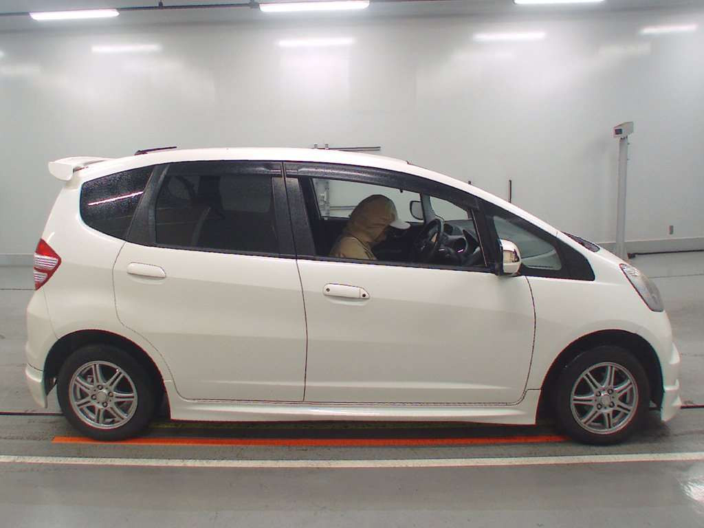 2010 Honda Fit GE6[2]