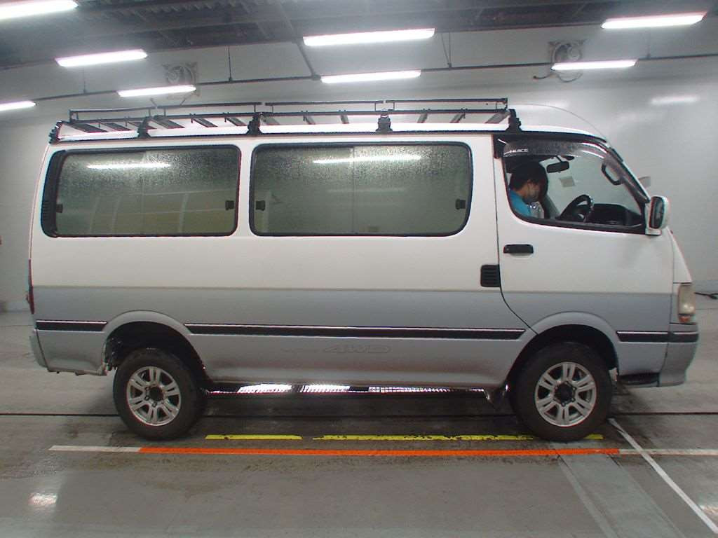 1997 Toyota Hiace Wagon KZH116G[2]