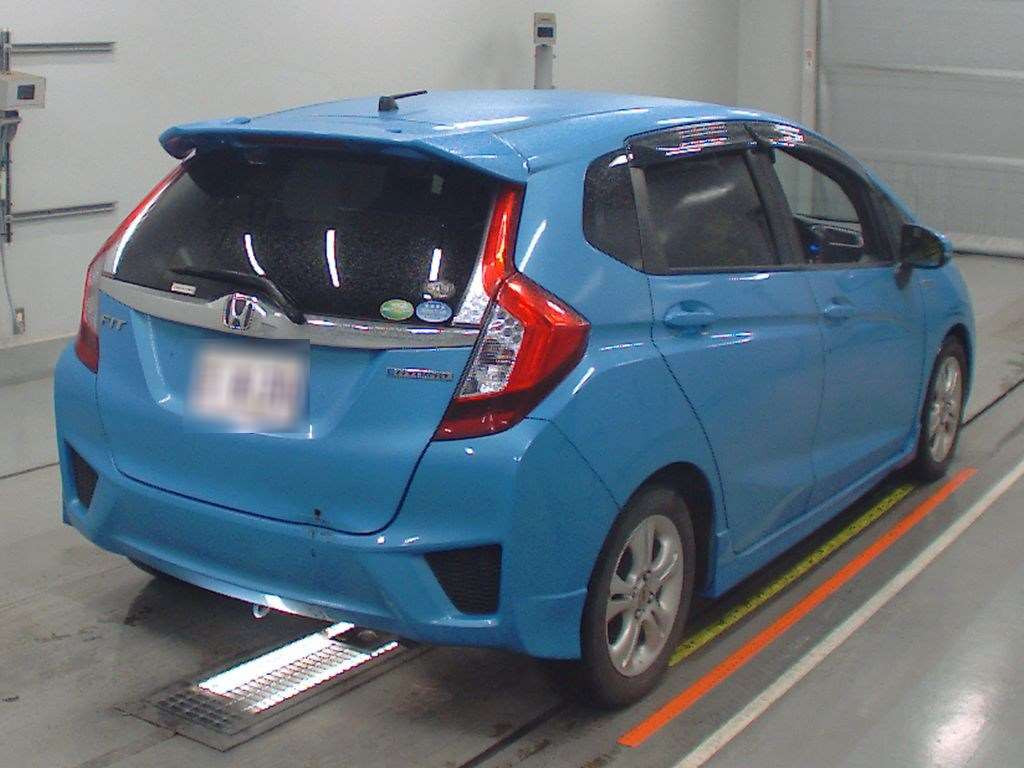 2014 Honda Fit Hybrid GP5[1]