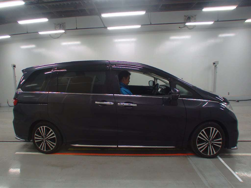 2014 Honda Odyssey RC1[2]