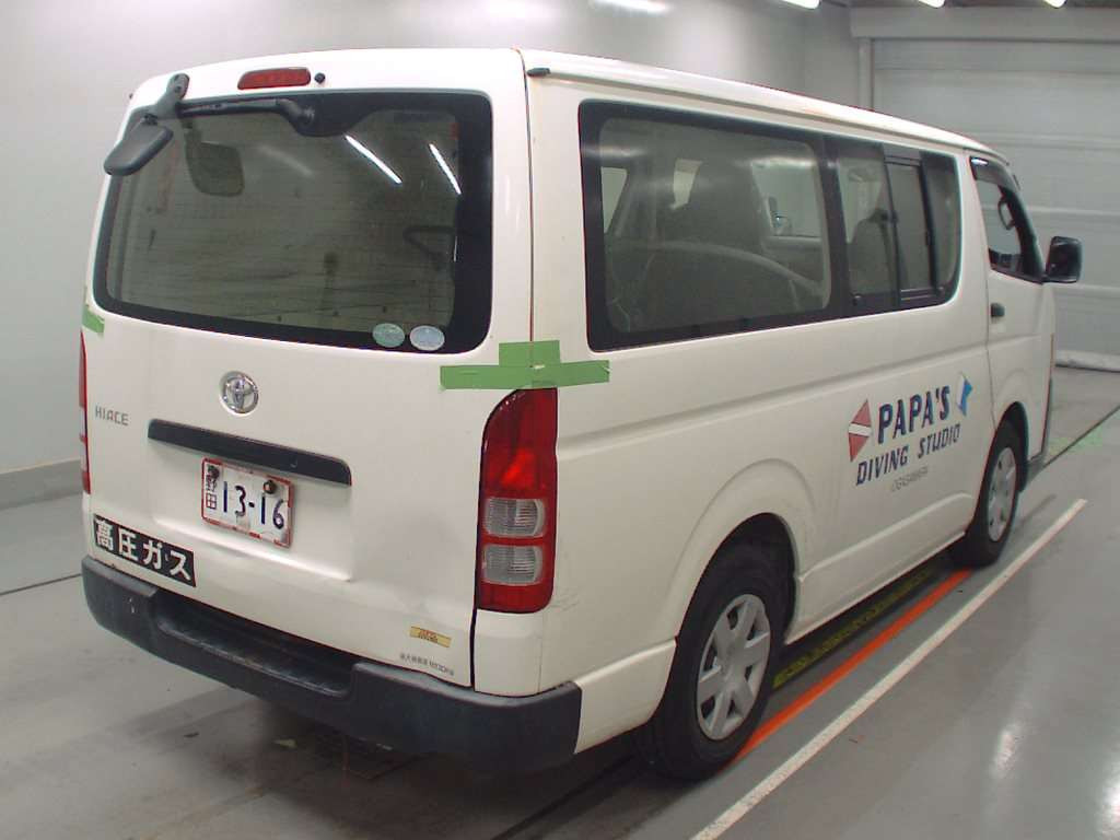 2012 Toyota Hiace Van KDH201V[1]