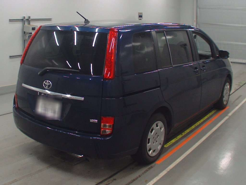 2010 Toyota Isis ZGM10G[1]