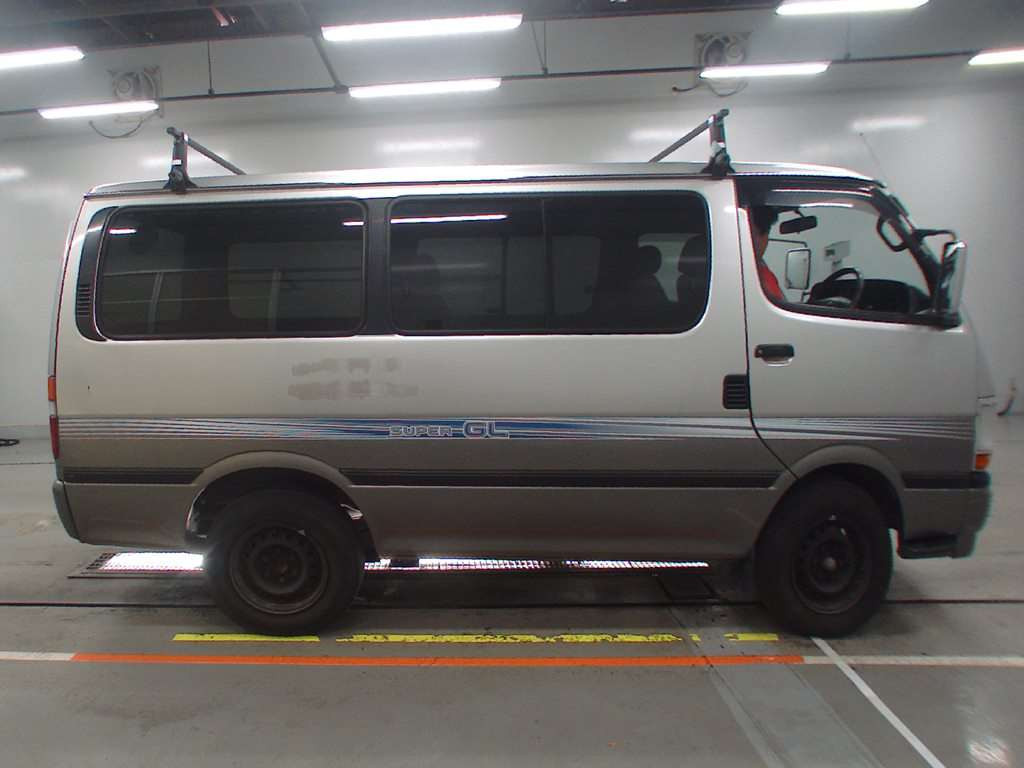 2002 Toyota Hiace Van RZH102V[2]