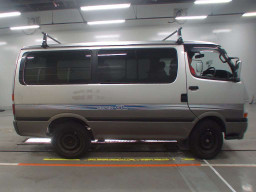 2002 Toyota Hiace Van