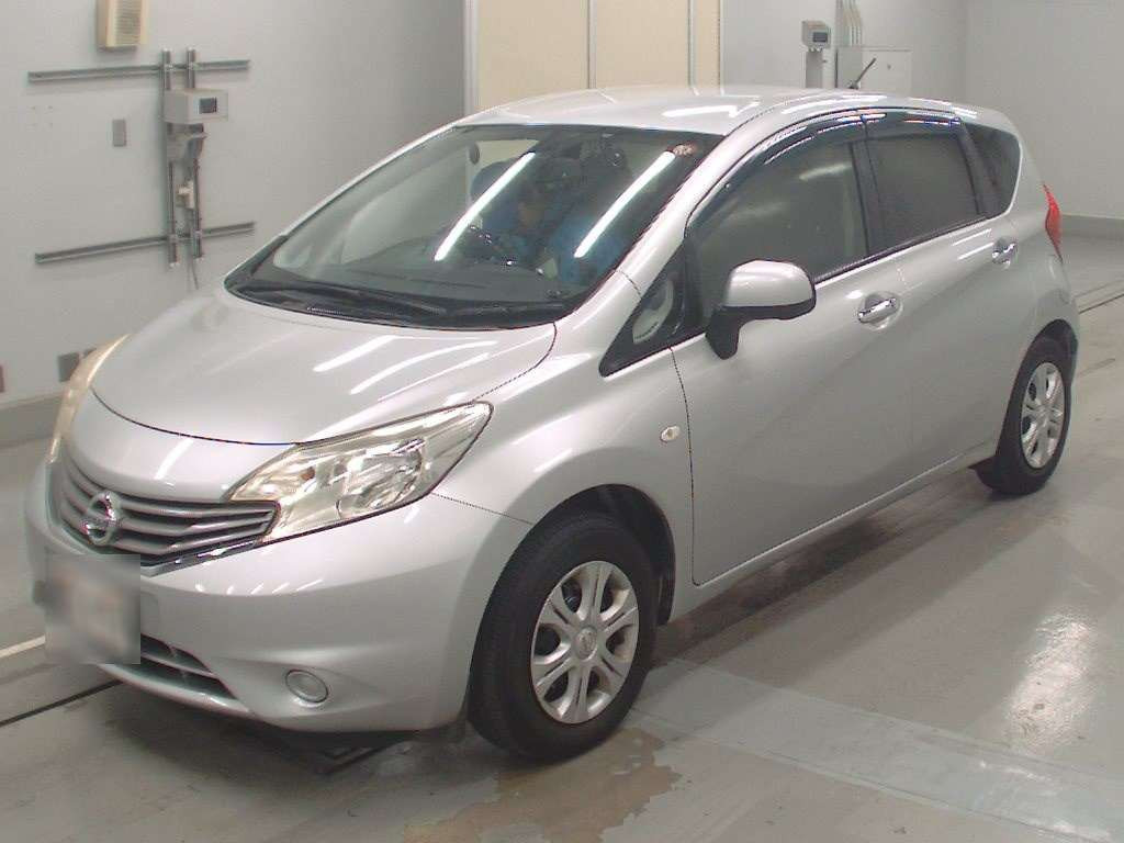 2013 Nissan Note E12[0]