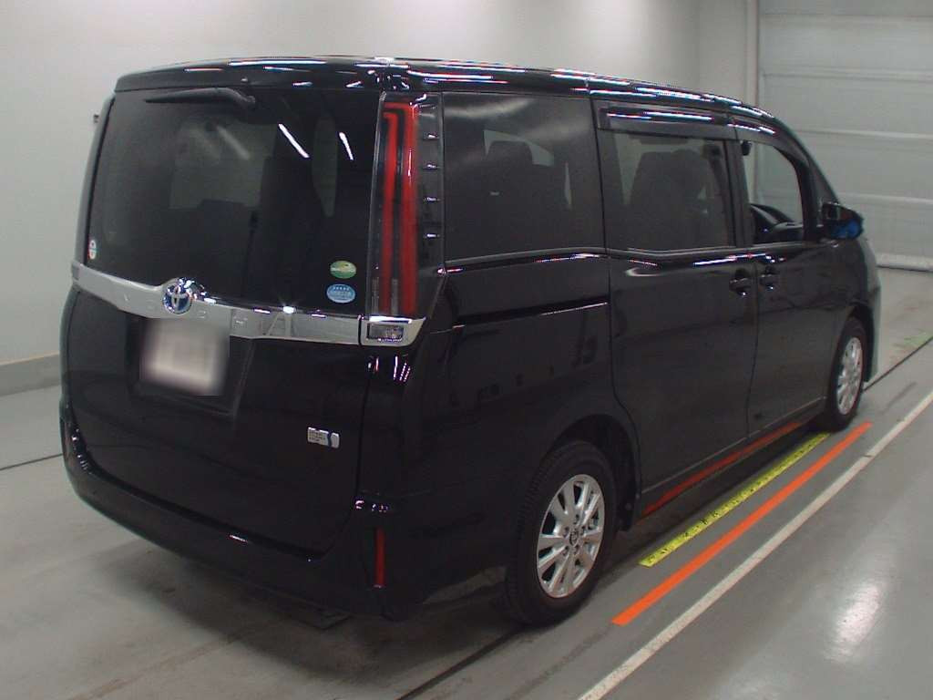 2021 Toyota Noah ZWR80G[1]