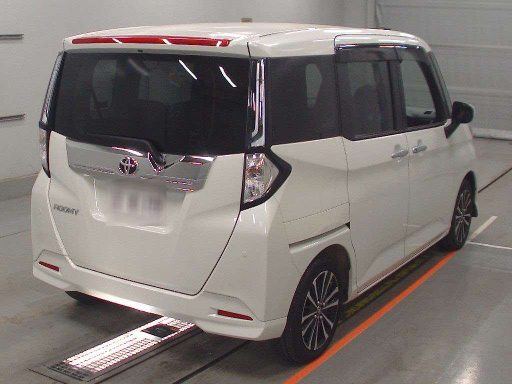 2022 Toyota Roomy M900A[1]