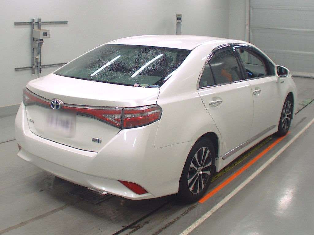 2013 Toyota SAI AZK10[1]