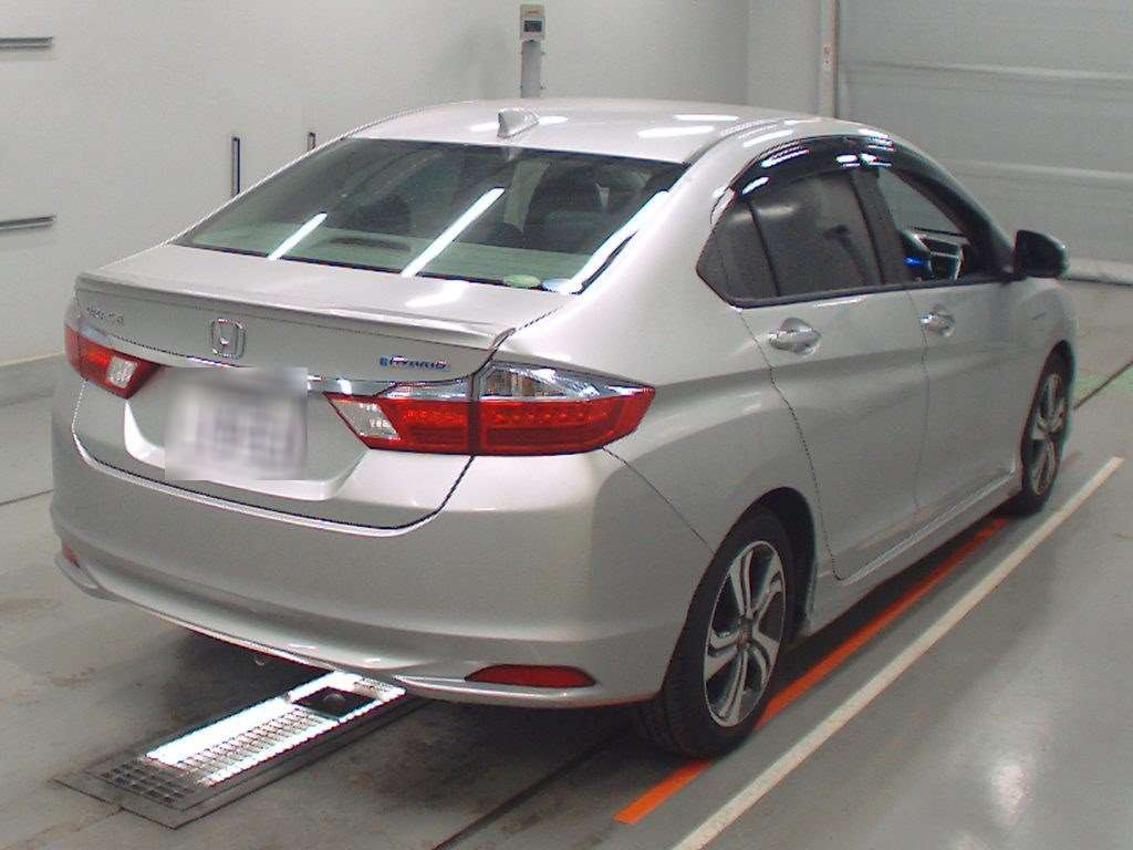 2015 Honda Grace GM4[1]