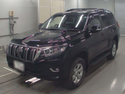 2018 Toyota Land Cruiser Prado