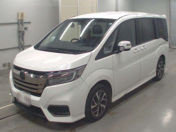 2022 Honda Step WGN Spada