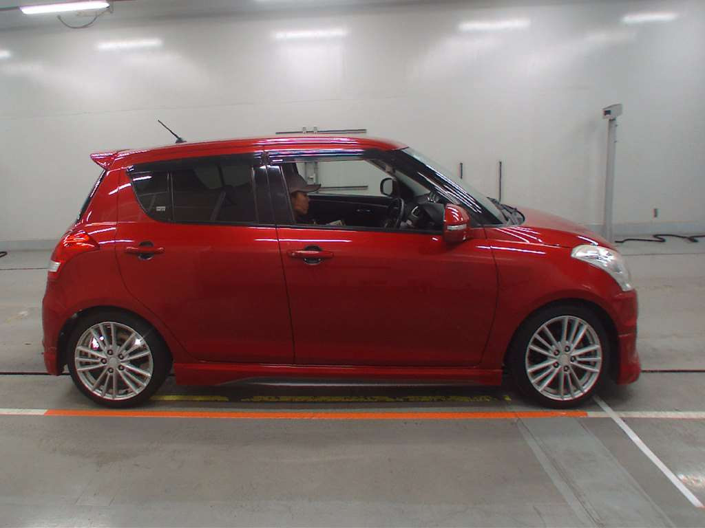 2014 Suzuki Swift Sport ZC32S[2]