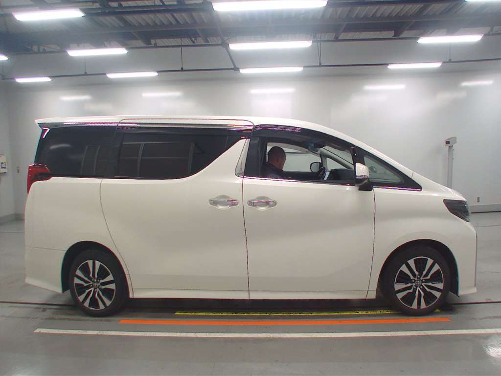 2019 Toyota Alphard AGH35W[2]