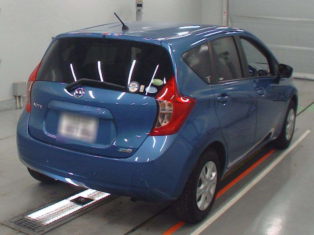 2015 Nissan Note E12[1]