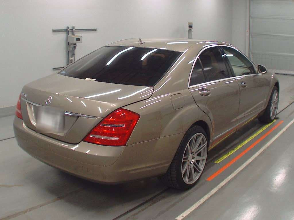 2008 Mercedes Benz S-Class 221056[1]