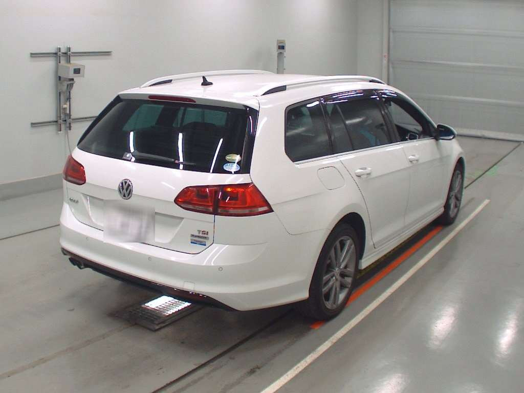 2014 Volkswagen Golf Variant AUCHP[1]