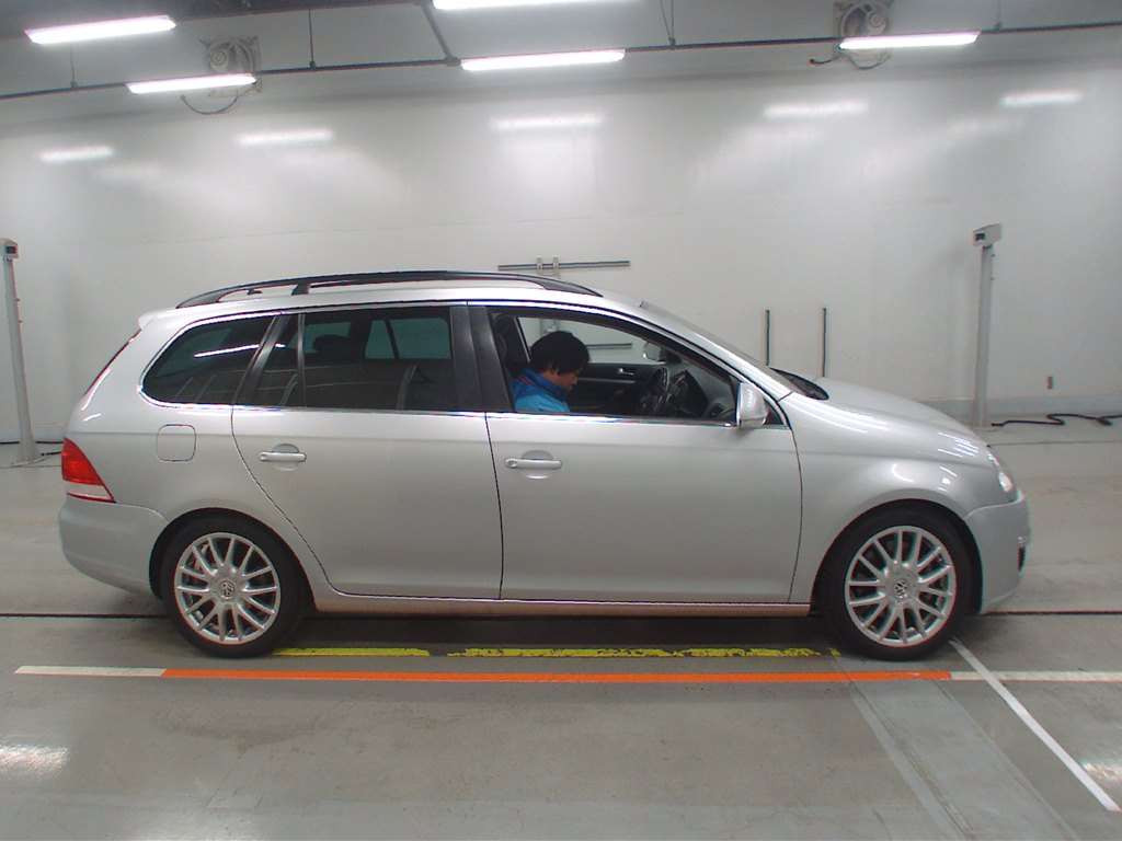 2007 Volkswagen Golf Variant 1KAXX[2]