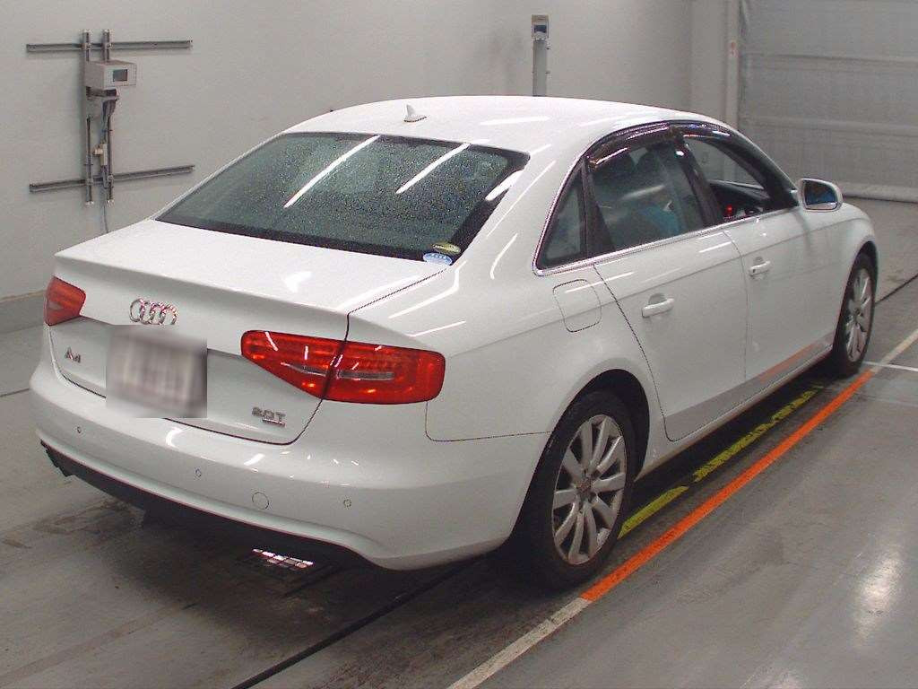 2012 Audi A4 8KCDNF[1]