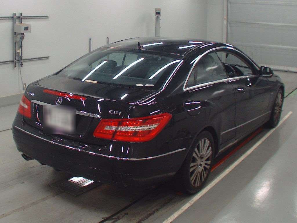 2010 Mercedes Benz E-Class 207347[1]