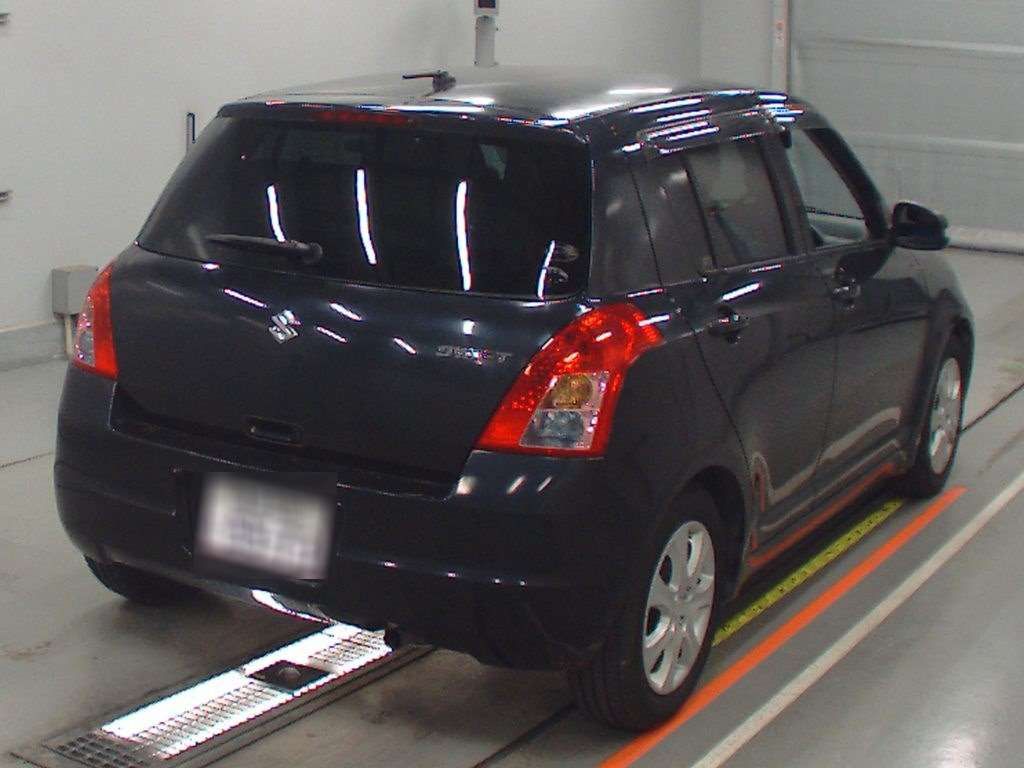 2010 Suzuki Swift ZC71S[1]